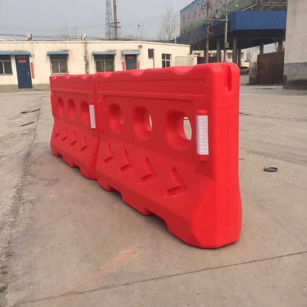 兴安红色水马